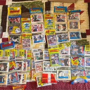 Vintage Baseball Card Collection - 17 baseball rack packs with stars showing